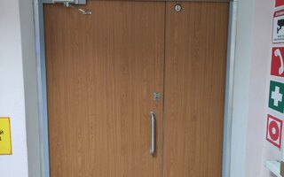 двустворчатая дверь с МДФ, вид внутри